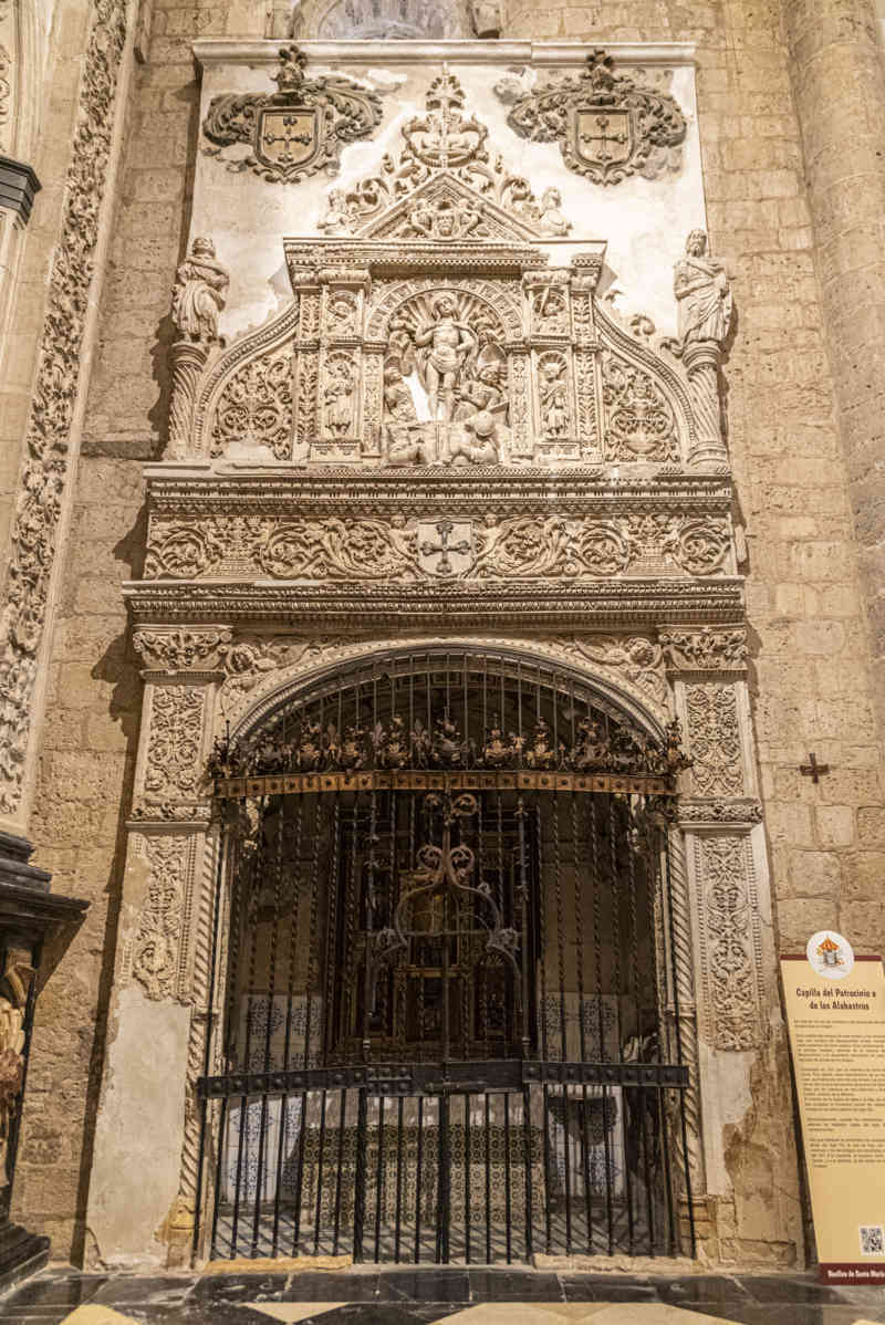 Zaragoza - Daroca 16 - basílica Santa María de los Sagrados Corporales - capilla del Patrocinio o de los Alabastros